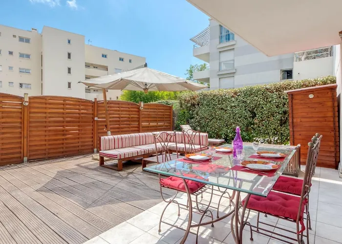 Appartamento Les Allees Du Cap-3 By Interhome Antibes